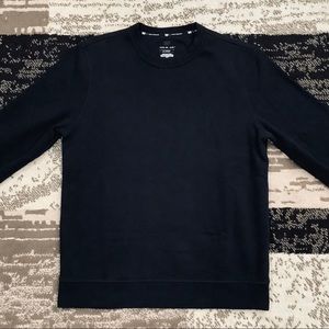 Black men’s crew neck sweater